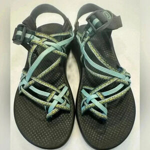 Chaco women’s hiking sandals size 8 perfect condition teal & blue